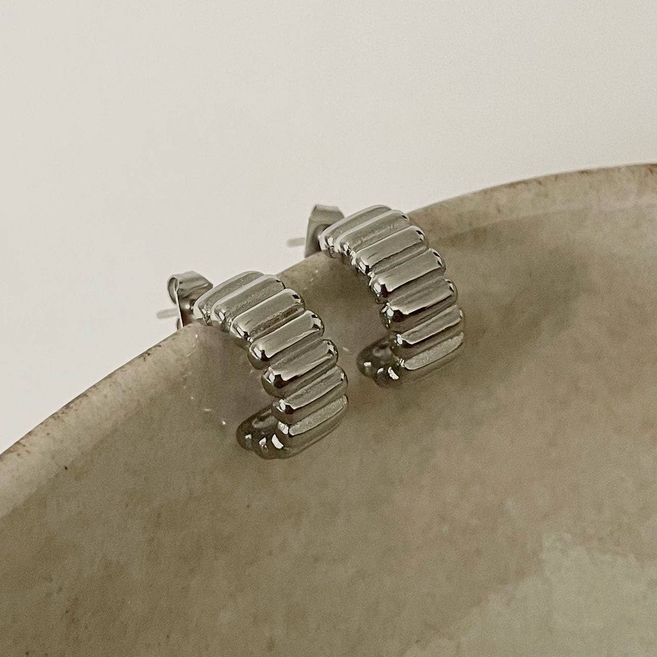 Silver Ribbed Hoop Earrings