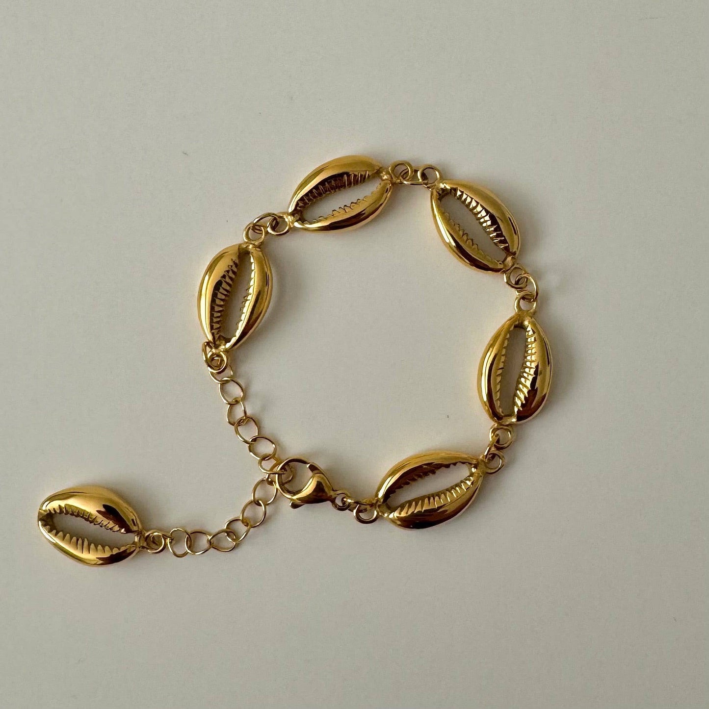 Gold Shell Bracelet