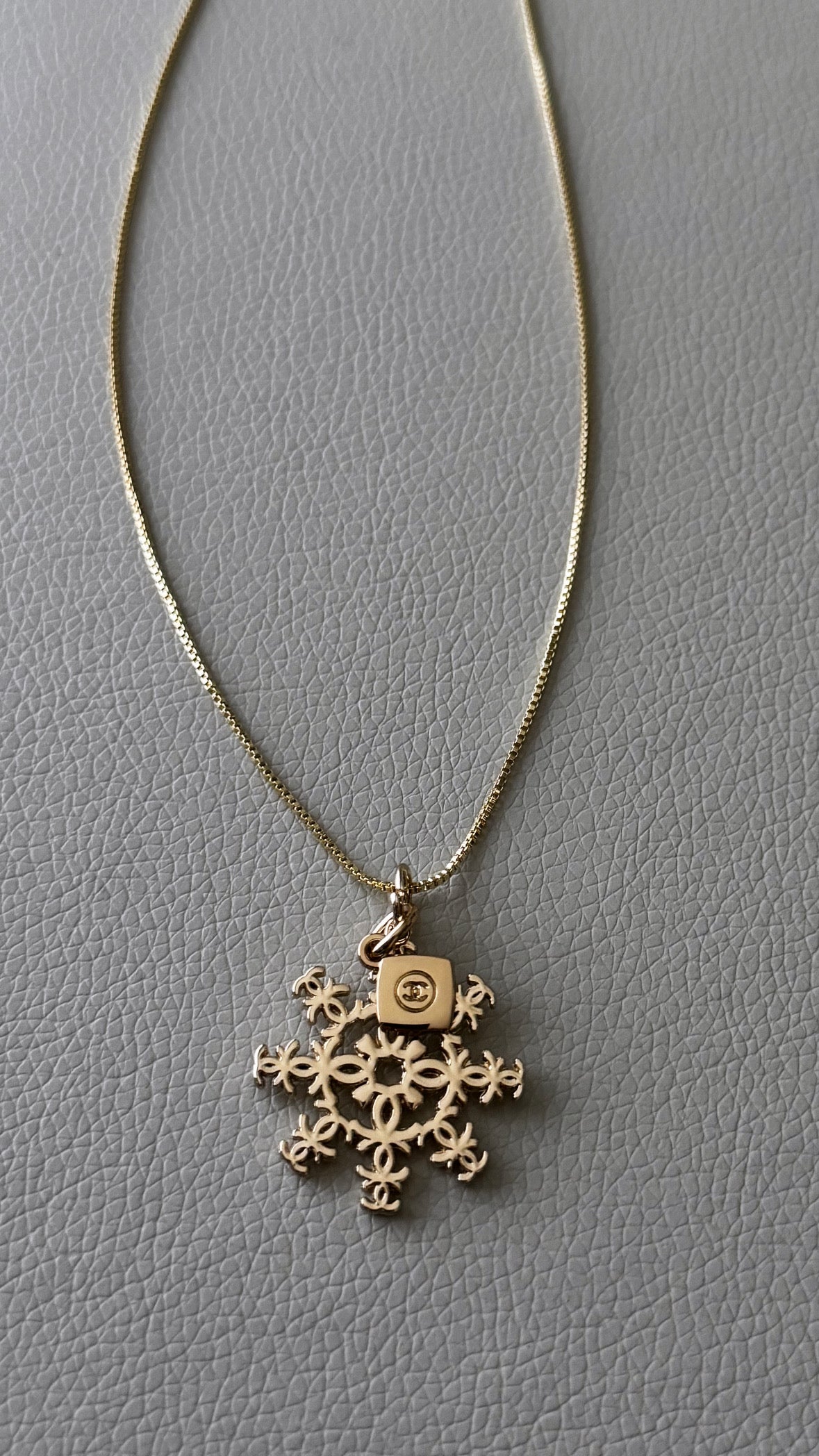 Handmade Refurbished Designer Snowflake Charm Necklace